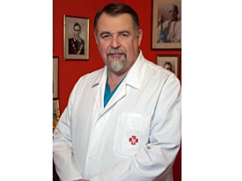 Отец Георгий Шевченко провел уникальную операцию на сердце
