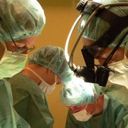 Российские кардиологи провели 4 уникальных операции на сердце