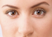 Почему гипертония вызывает повреждения глаз у больных сахарным диабетом?