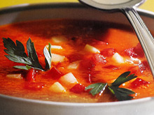 Регулярное потребление супа гаспачо помогает справиться с гипертонией