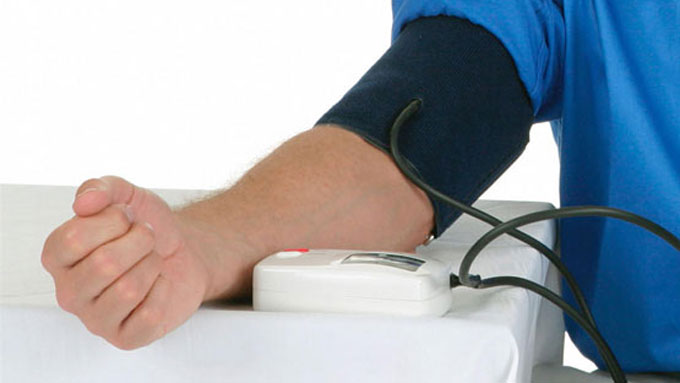 Гипертоникам медики рекомендуют посещать церковь