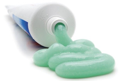 Зубная паста может навредить сердцу