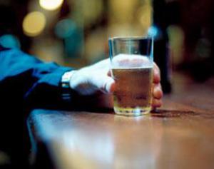 Алкоголь вызывает опасное для жизни учащение сердцебиения