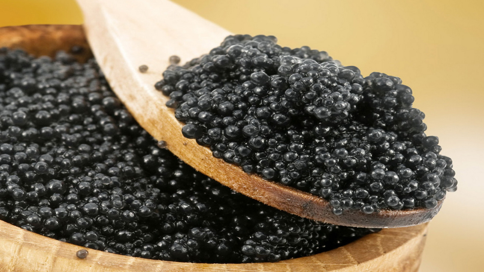 Beluga Caviar — черная икра в Москве по самой доступной цене