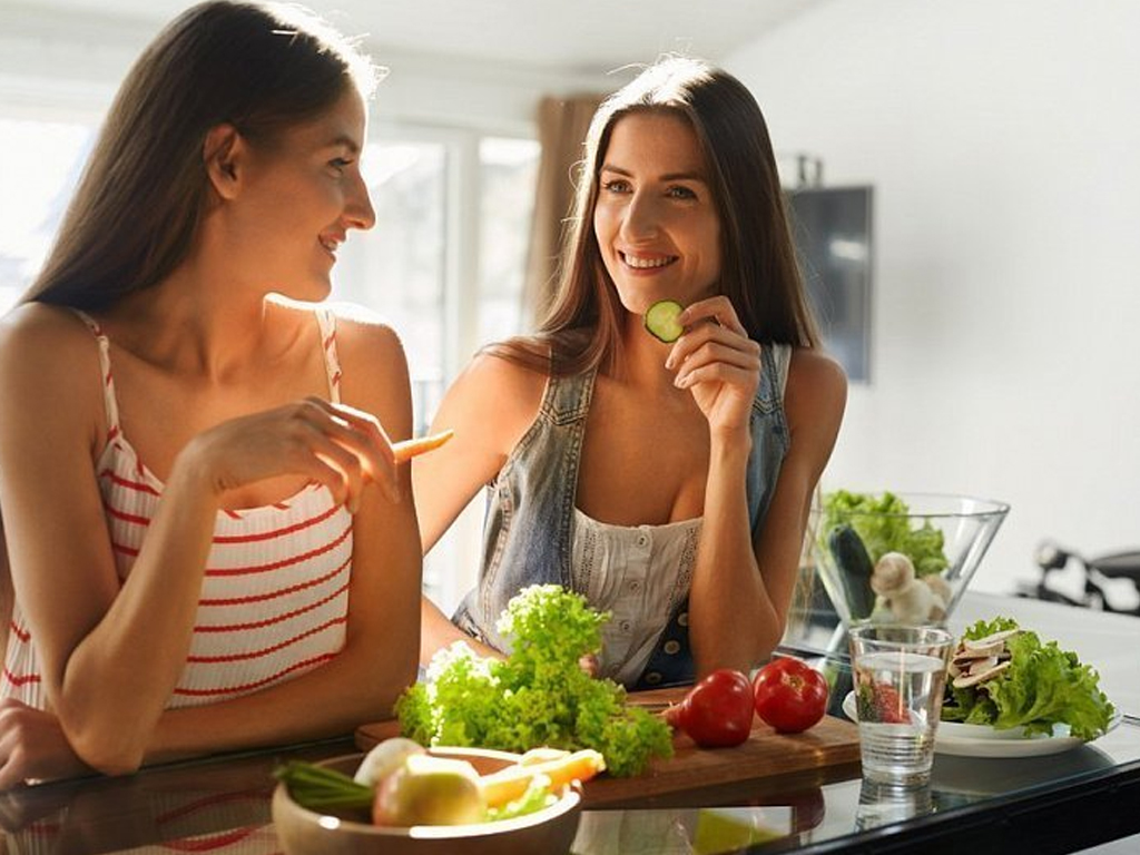 5 вещей, которые нельзя делать сразу после еды