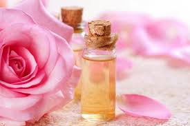 Розовое масло для красоты и здоровья