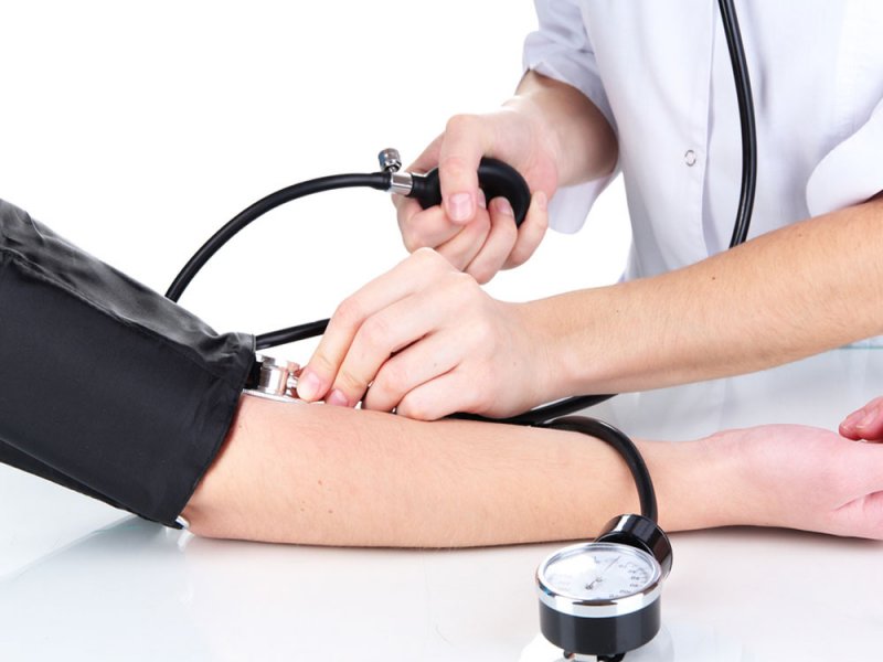 Названы продукты, способные защитить сердце от гипертонии