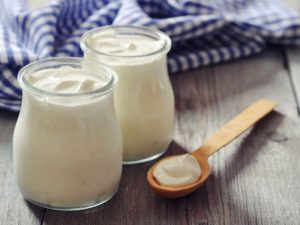 Две порции йогурта в неделю помогают снизить риск инфаркта при гипертонии