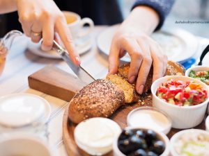 Страдающим от диабета следует принимать пищу не более 3 раз в день