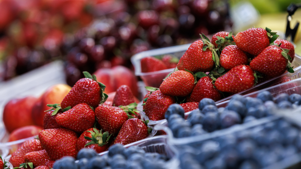 N24: ежедневное потребление восьми ягод клубники снижает риск болезней сердца