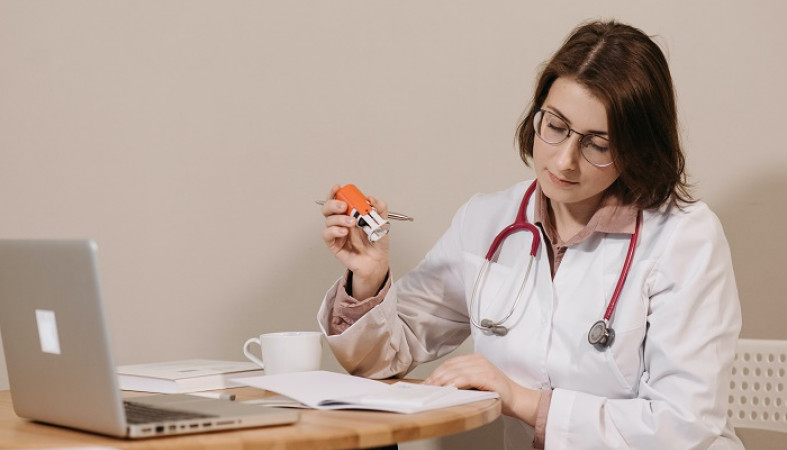 Россиянам перечислили признаки тихого инсульта