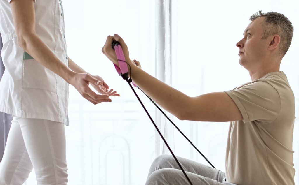 Невролог Мозжухина: курение и лишний вес повышают риск инсульта