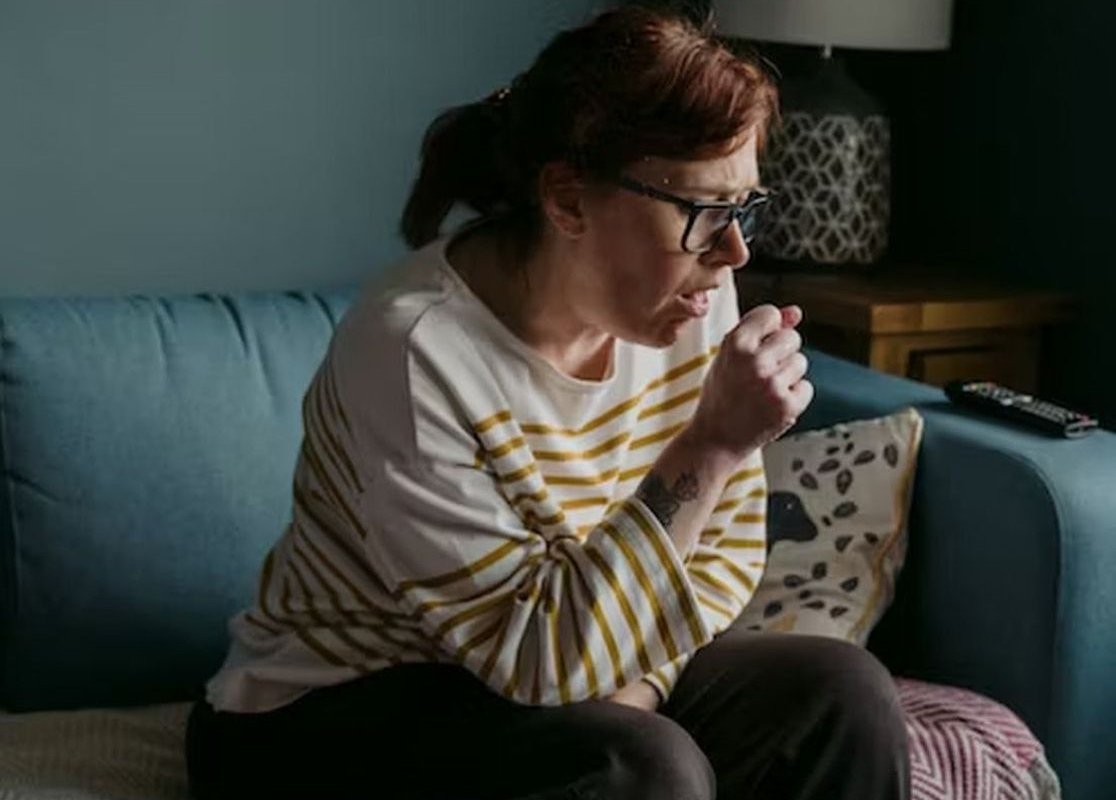 Терапевт Бурнацкая: при хроническом кашле можно допустить наличие проблем с сердцем